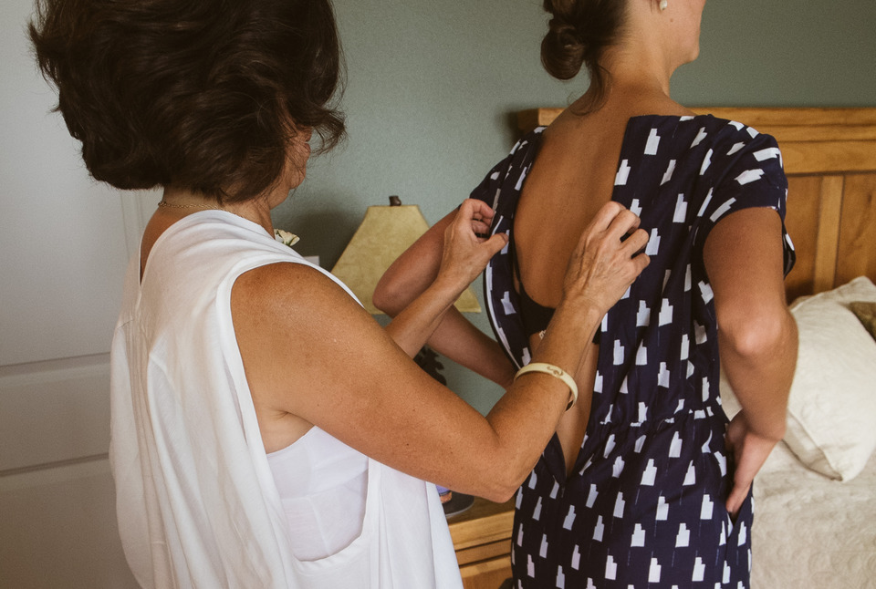 backyard devil's lake wedding oregon