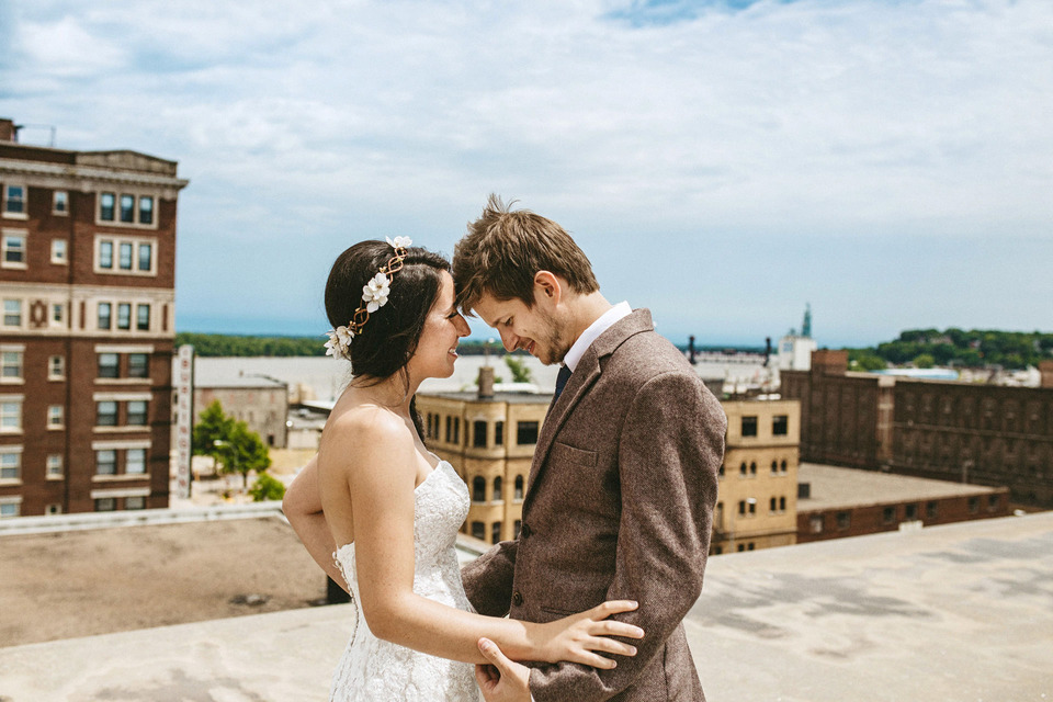 burlington iowa DIY wedding by the Port of Burlington