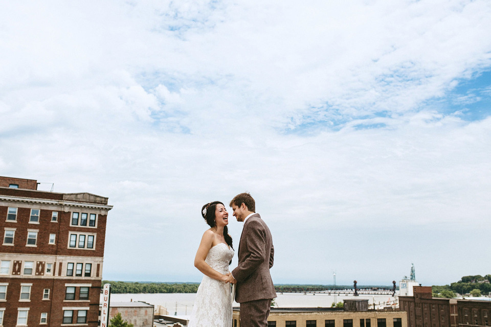 burlington iowa DIY wedding by the Port of Burlington