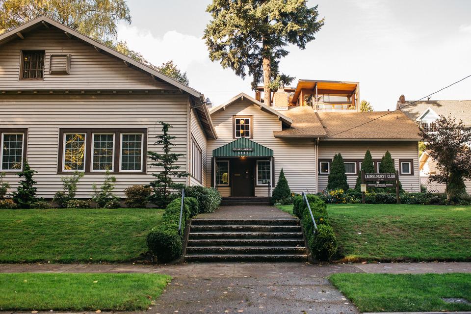 tattooed vintage pinup girl bride and groom portland cathedral park wedding