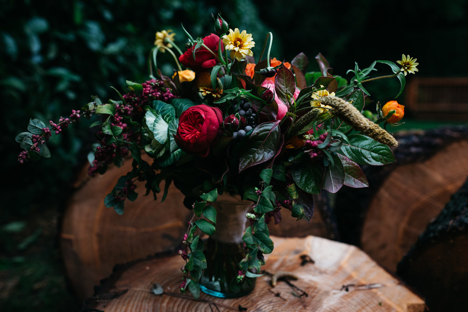 tattooed vintage pinup girl bride and groom portland cathedral park wedding