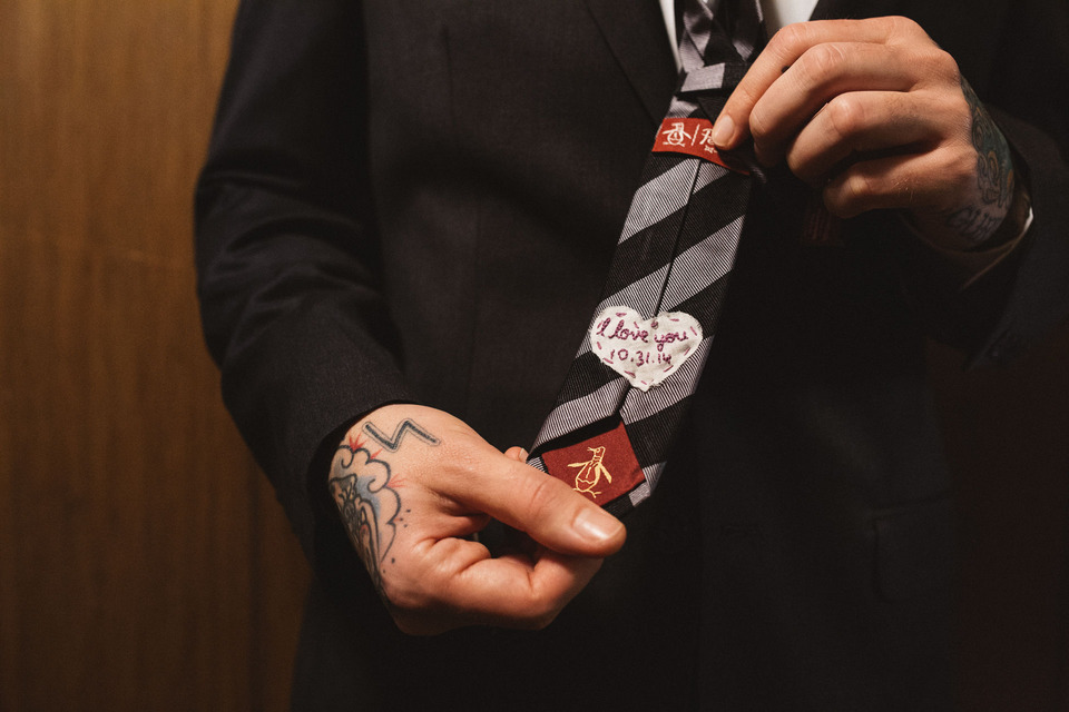 tattooed vintage pinup girl bride and groom portland cathedral park wedding