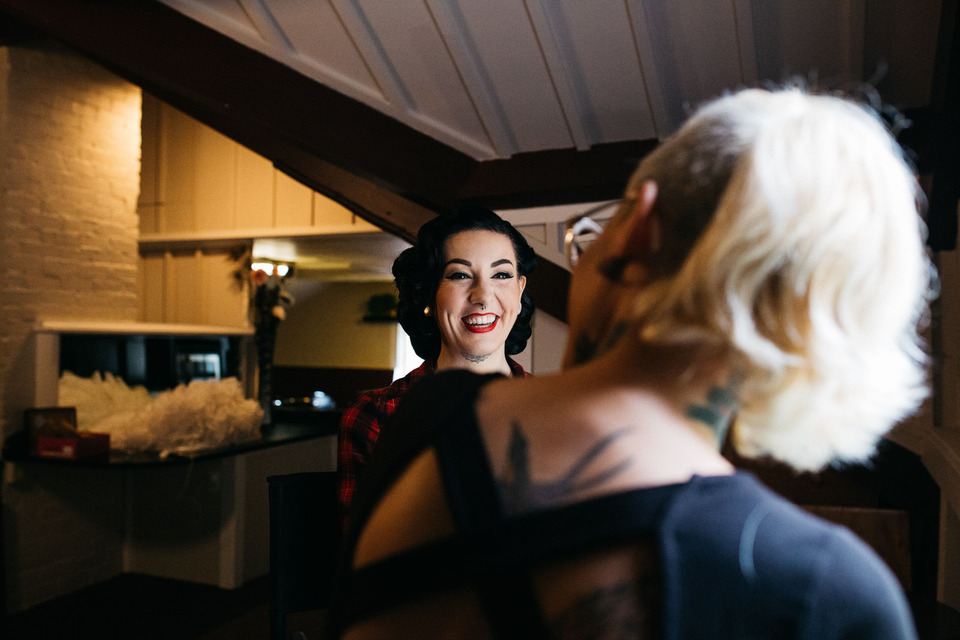 tattooed vintage pinup girl bride and groom portland cathedral park wedding